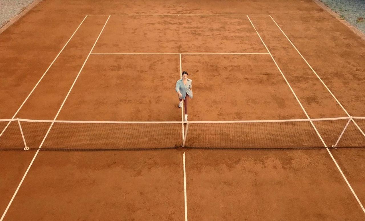 The View Bouznika Hotel Exterior photo Rafael Nadal at the French Open
