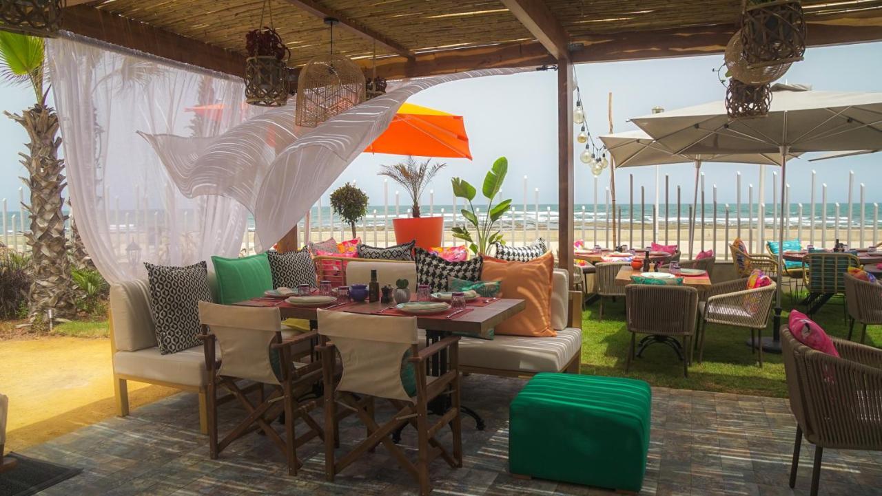 The View Bouznika Hotel Exterior photo Restaurant in the resort