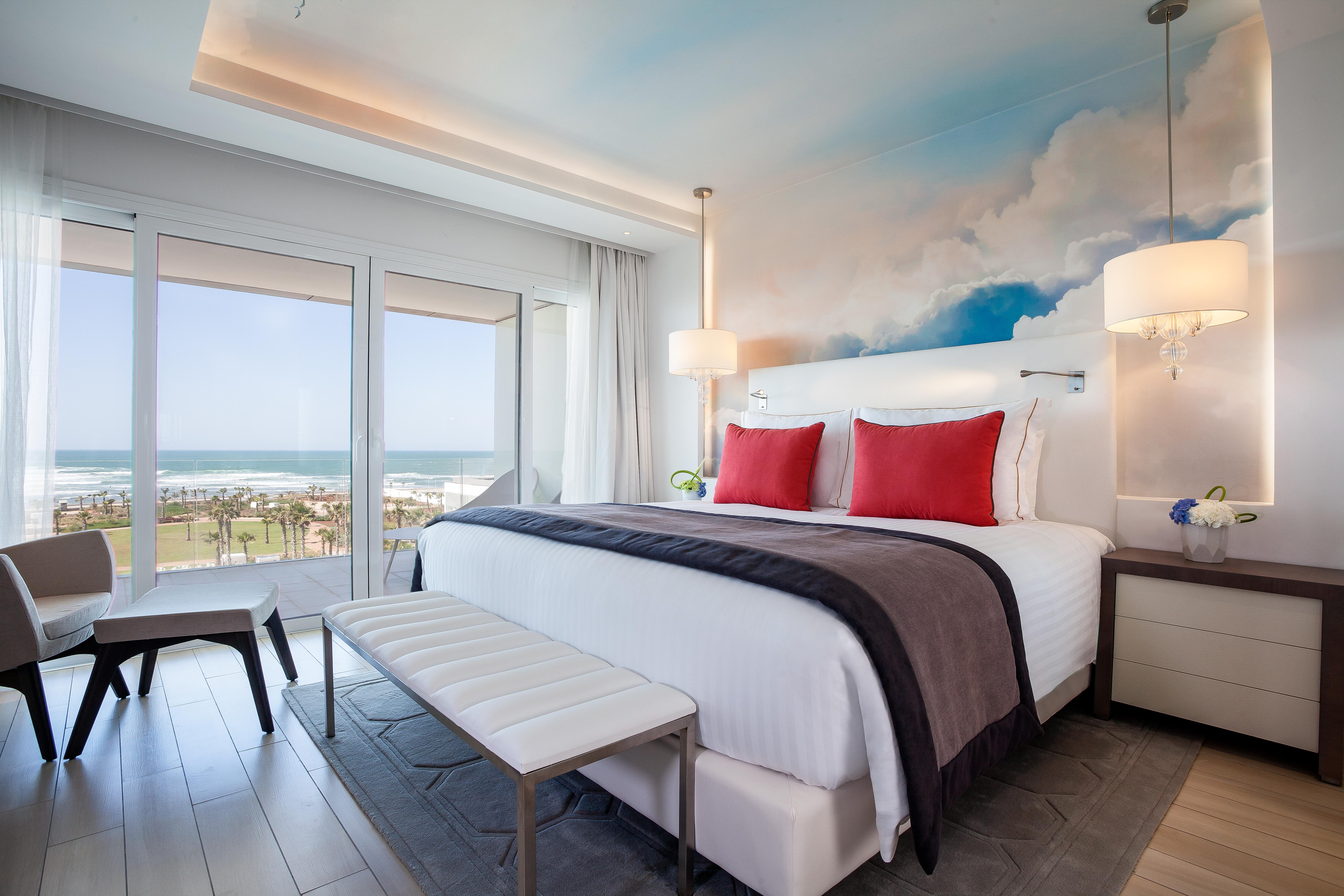 The View Bouznika Hotel Exterior photo A bedroom at The Pearl