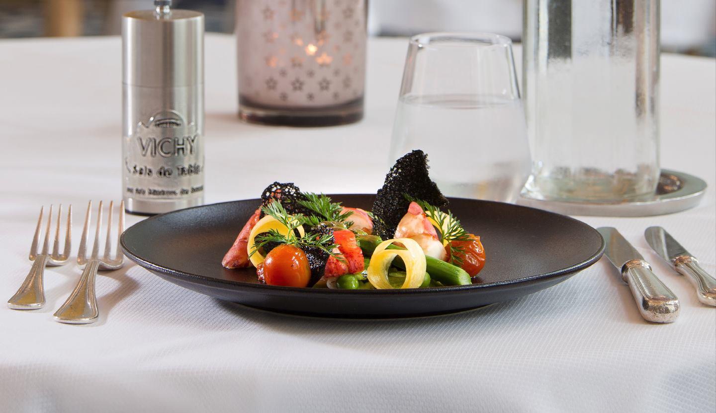 The View Bouznika Hotel Exterior photo A salad prepared by a private chef